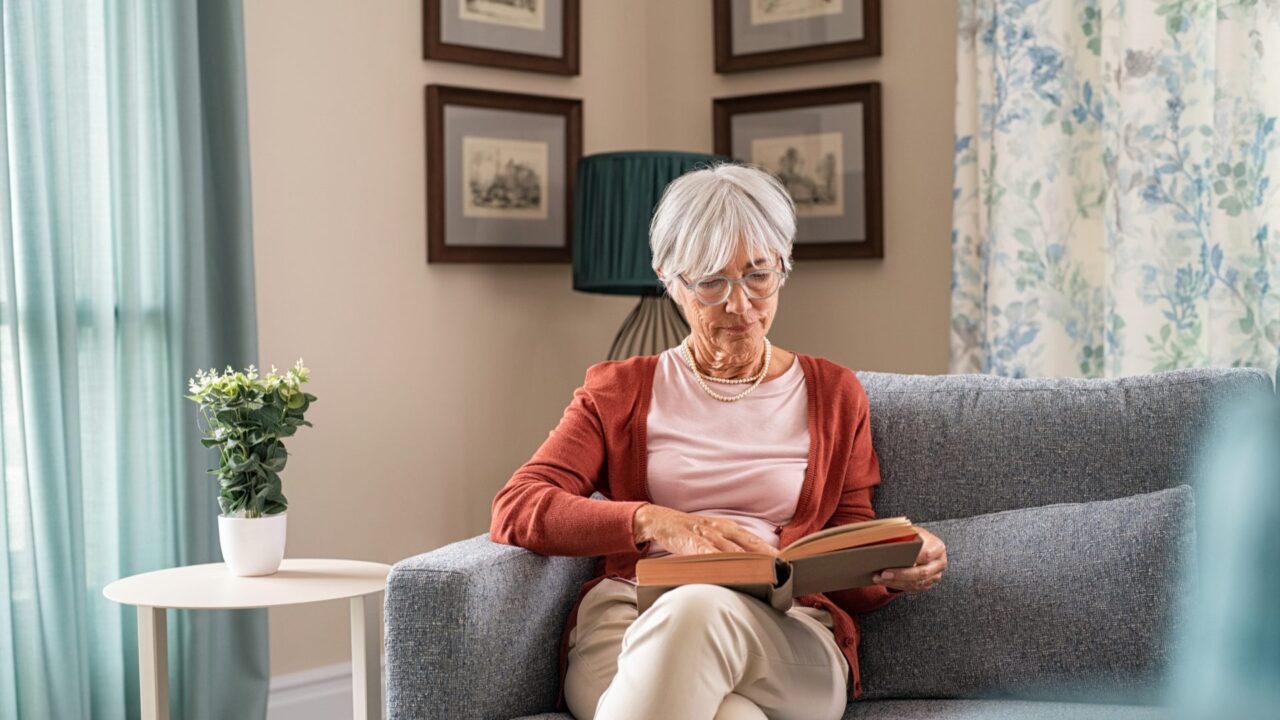 Hoću li nakon operacije sive mrene i dalje trebati naočale?